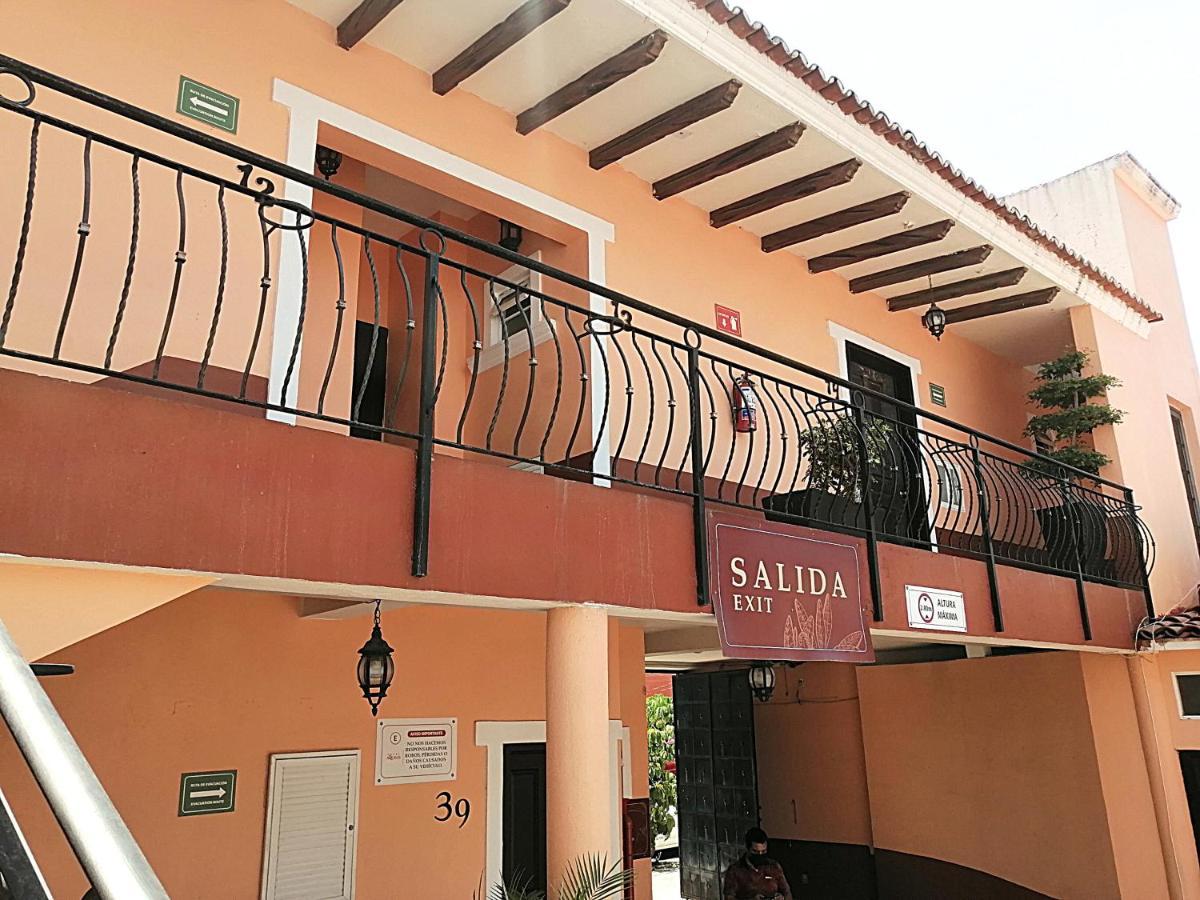 غوادالاجارا Hotel Aquiles المظهر الخارجي الصورة